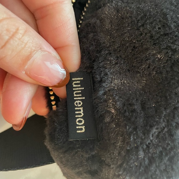 Lululemon Black Fuzzy Bag - Picture 1 of 3
